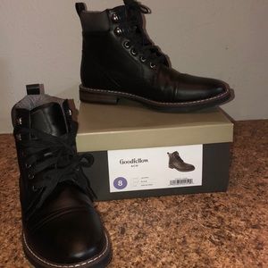 Black boots with a little gray